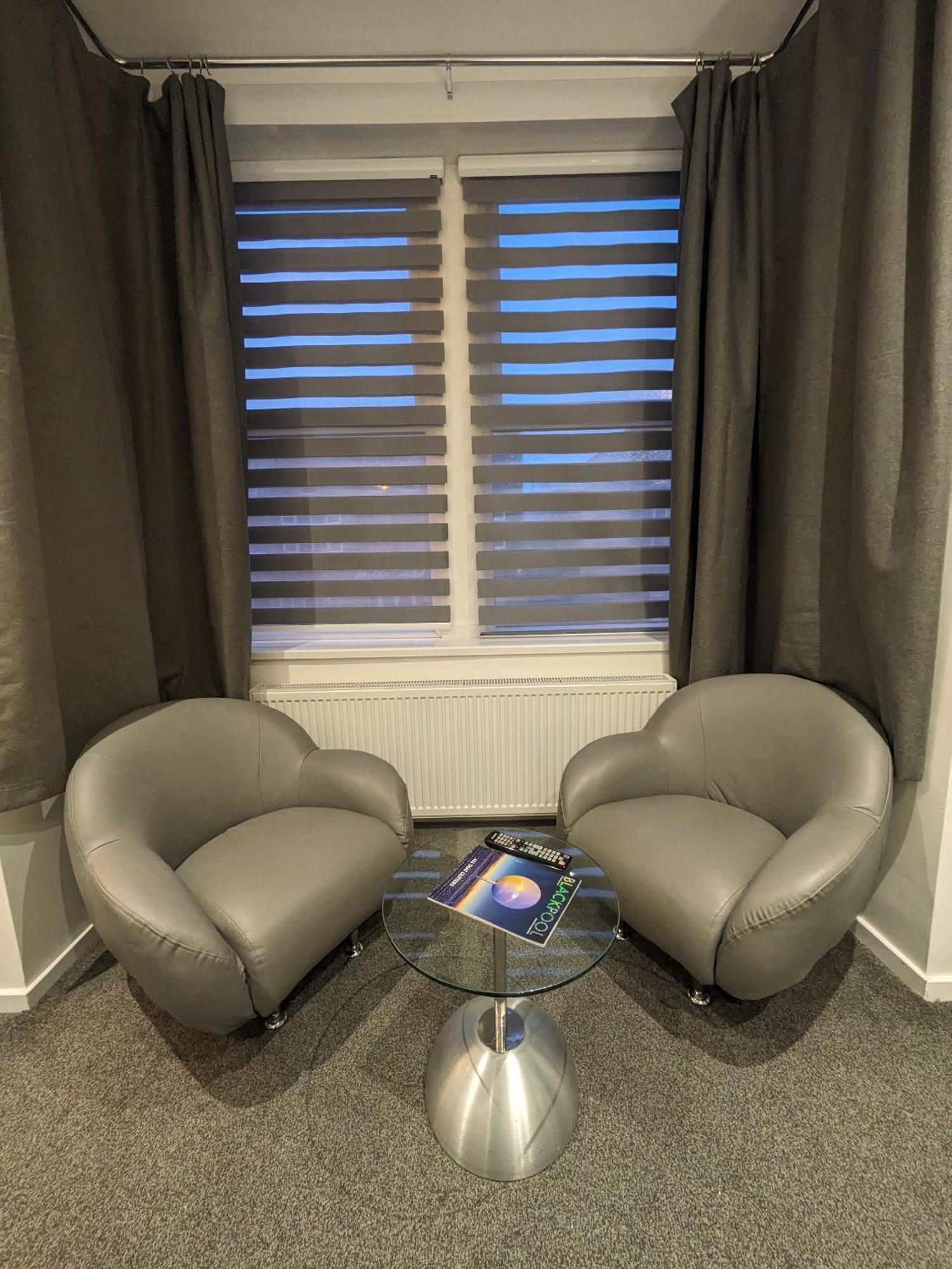 Hotel 33 Блекпул Стая снимка