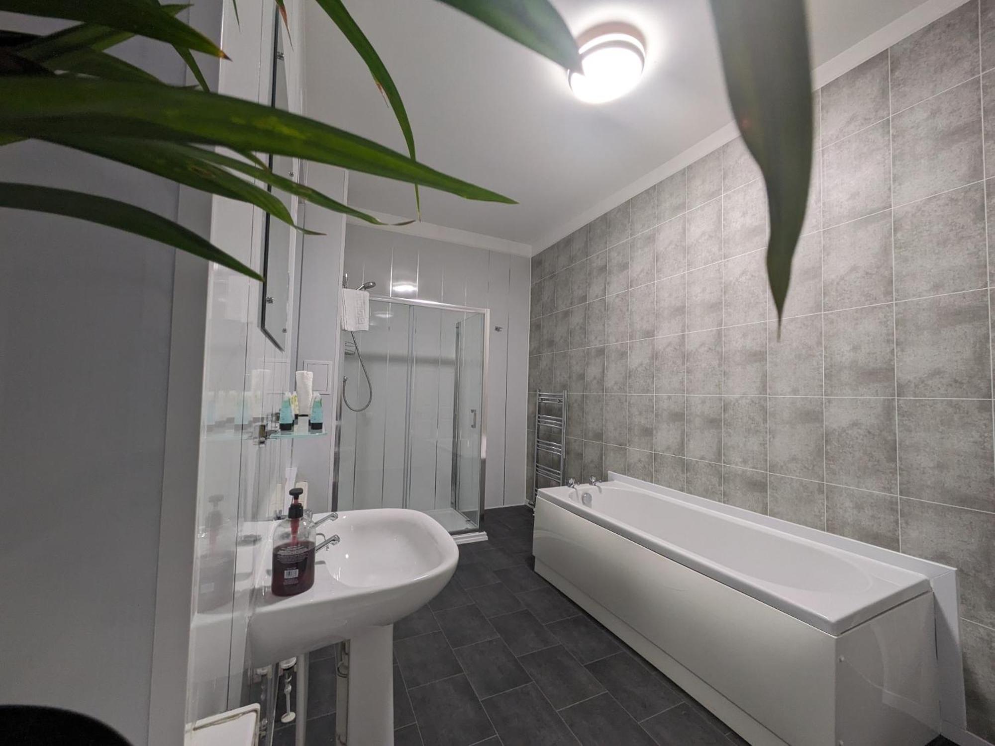 Hotel 33 Блекпул Екстериор снимка