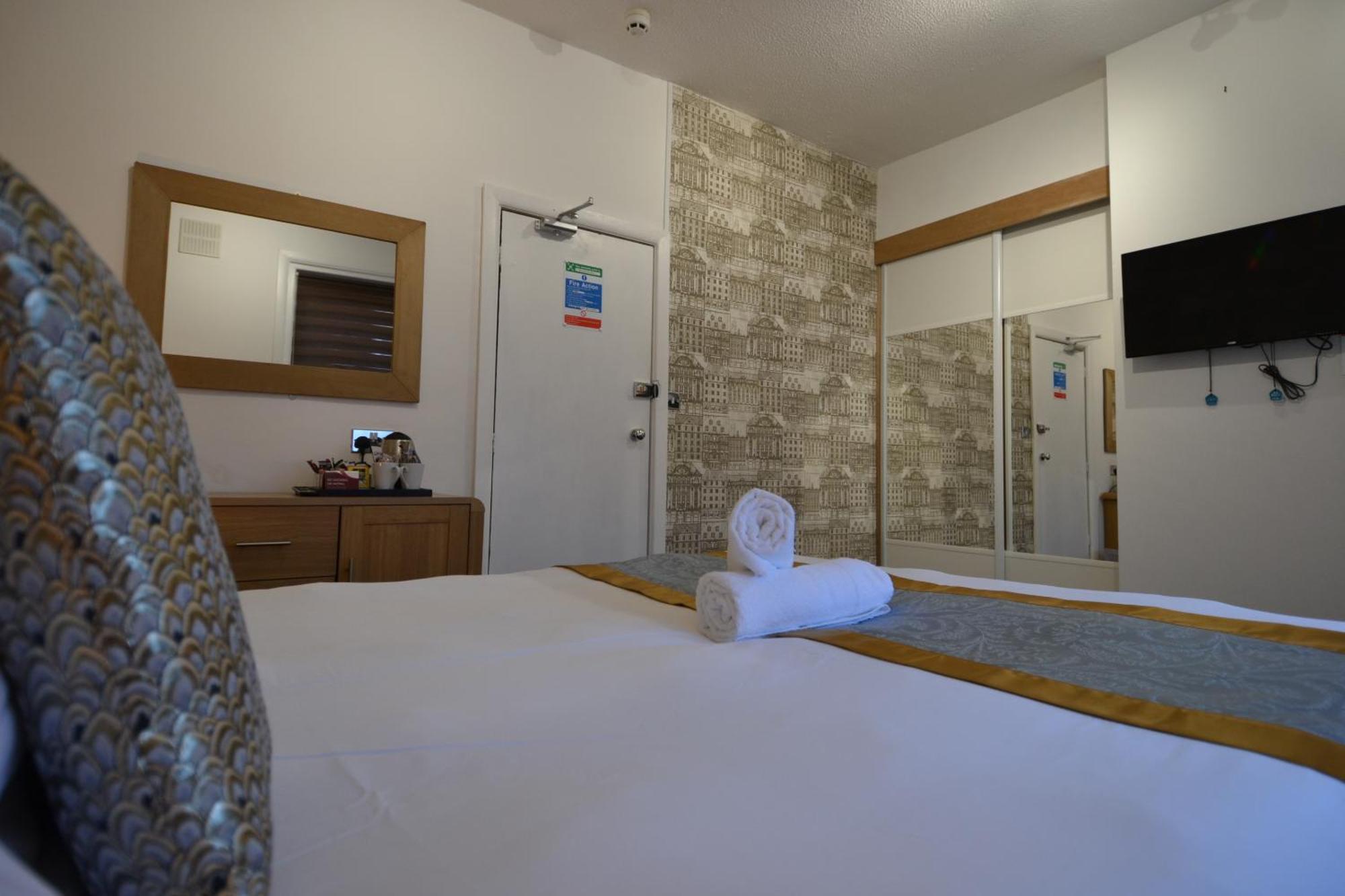 Hotel 33 Блекпул Стая снимка