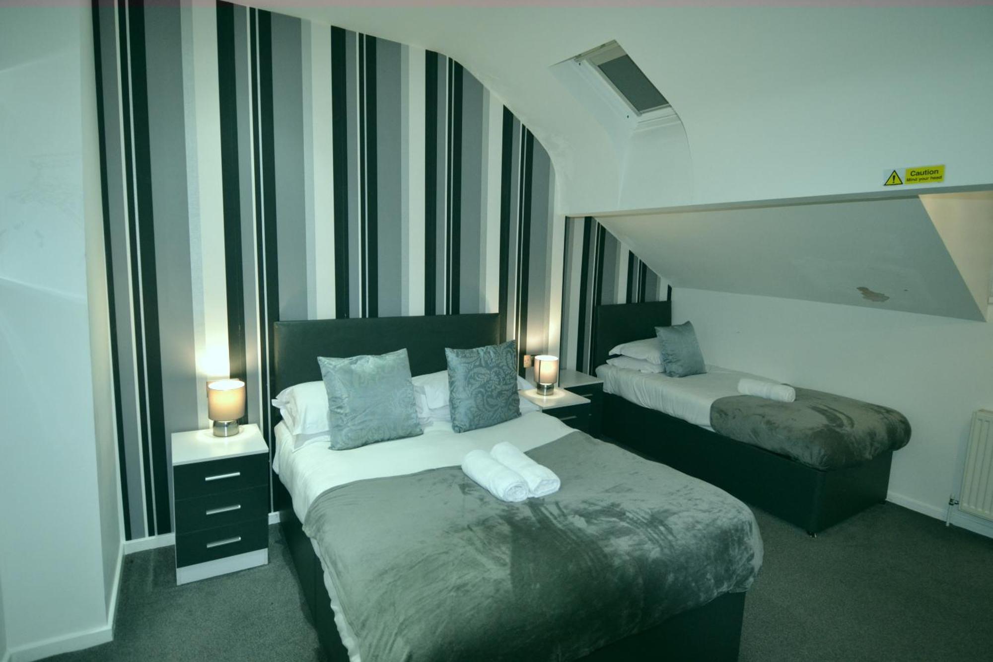 Hotel 33 Блекпул Стая снимка