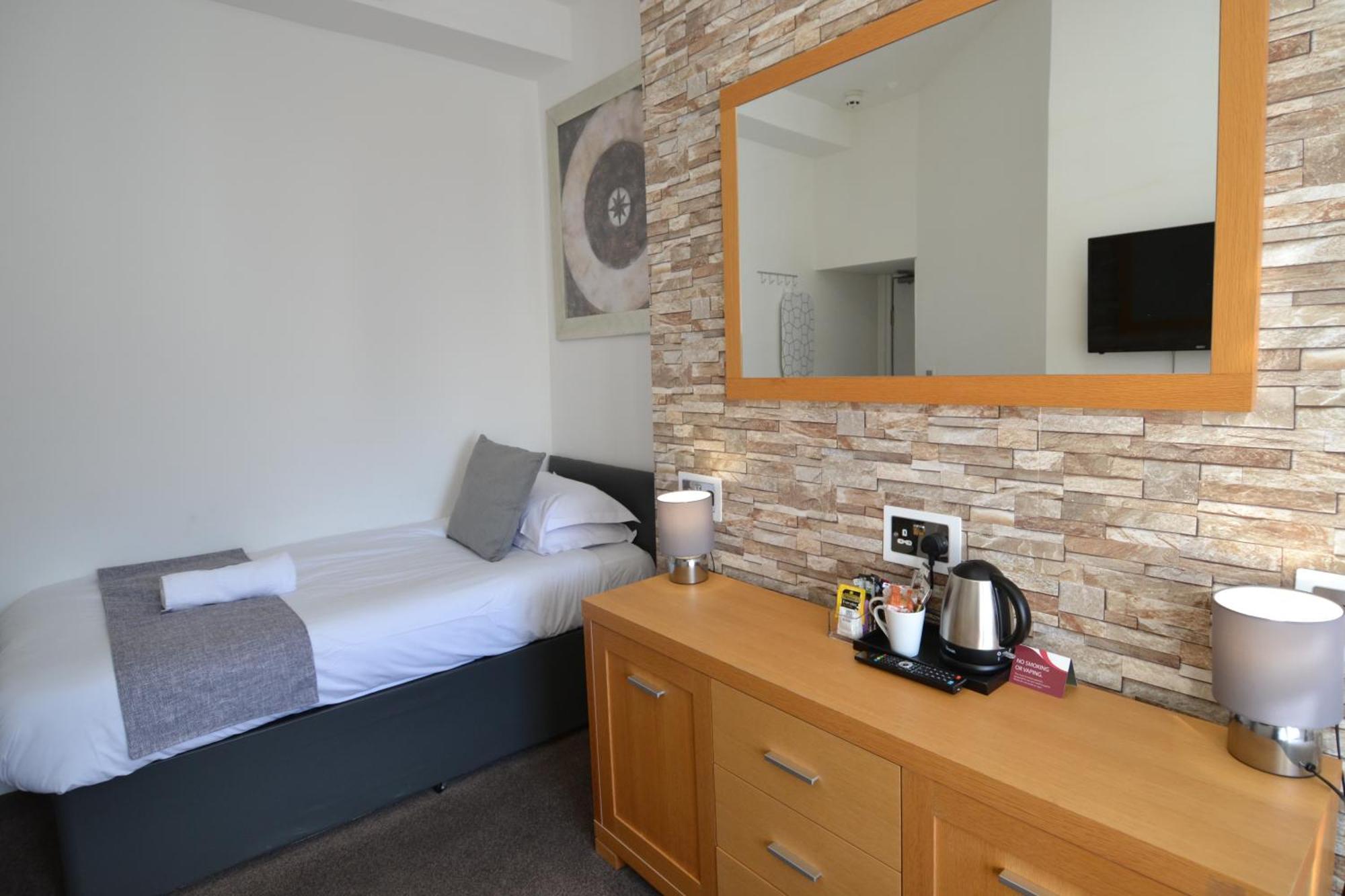 Hotel 33 Блекпул Стая снимка