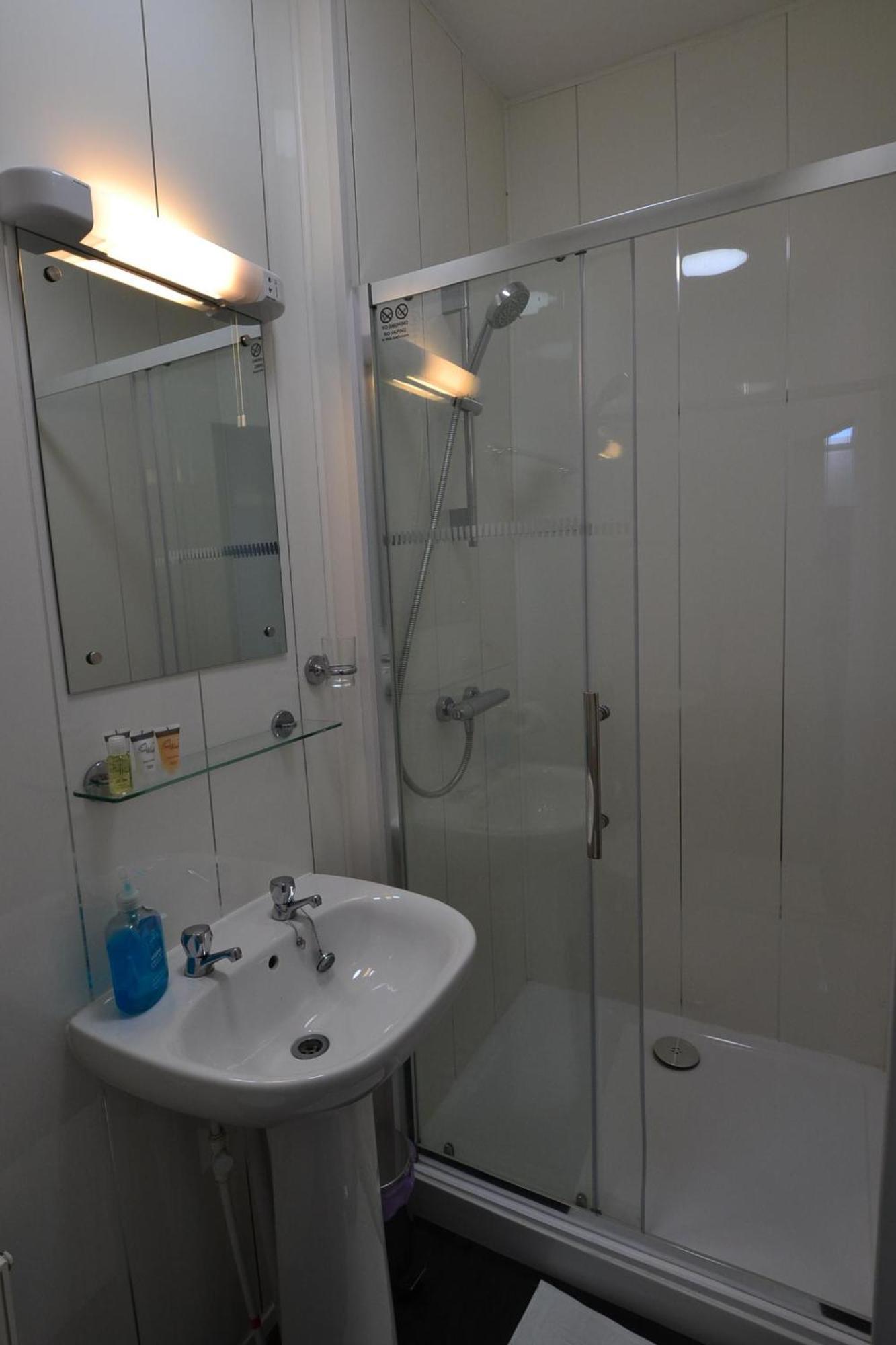 Hotel 33 Блекпул Стая снимка